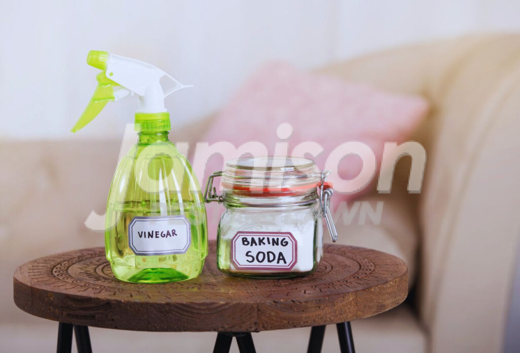 Vinegar spray